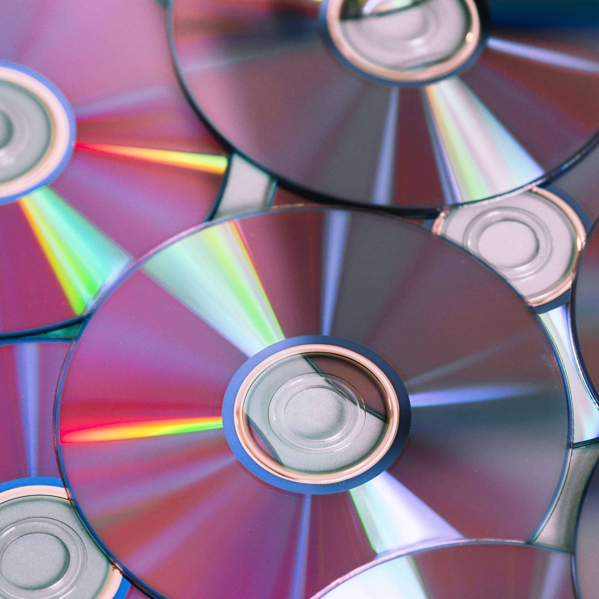 5 powodów, dla których warto skorzystać z profesjonalnego tłoczenia płyt CD